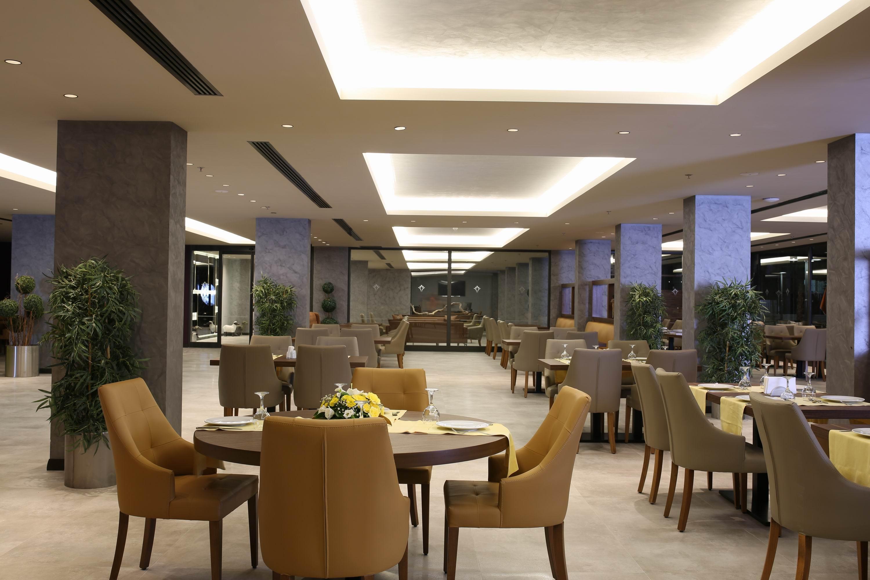 Mirage World Hotel อิชเมลาร์ ภายนอก รูปภาพ